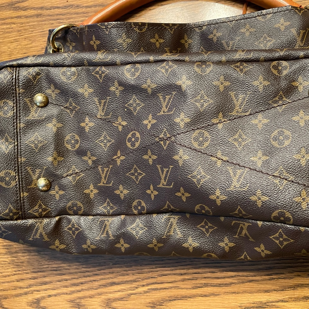 Authentic Louis Vuitton Artsy GM Tote **retired bag** - Picture 5 of 11